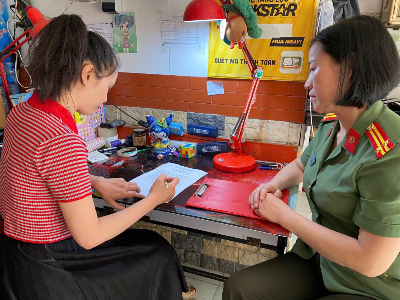 Công an xã Tuệ Tĩnh triển khai công tác đảm bảo an ninh trong lĩnh vực trò chơi điện tử trực tuyến